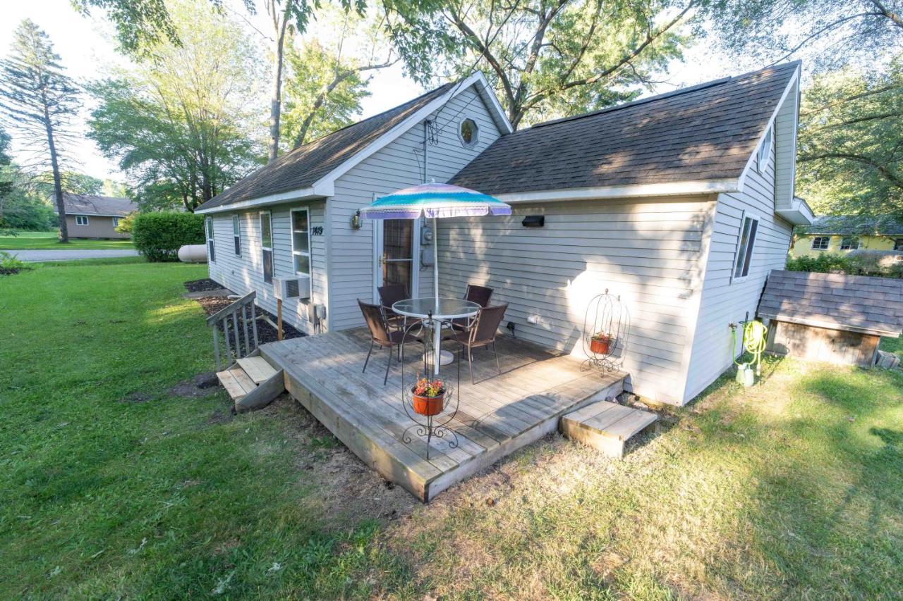 The Charming Glenn Cottage! Walk To Lake Michigan! Fennville Eksteriør billede